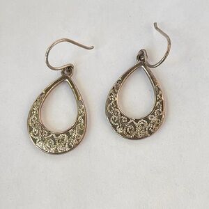 3 for $10 🩷 Bundle Teardrop Filigree Hook Earrings